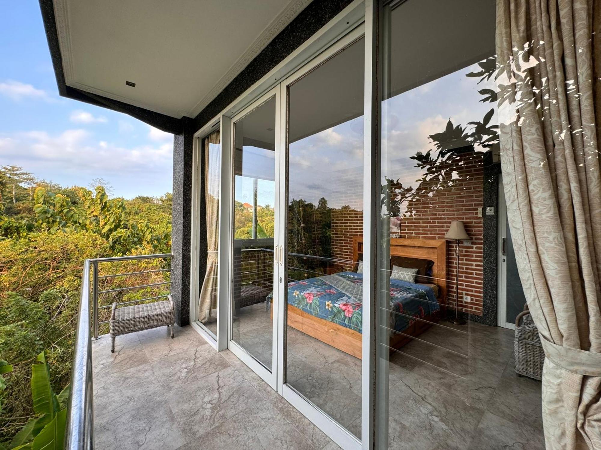 Giri Hill Homestay Nusa Dua (Bali) Exterior foto